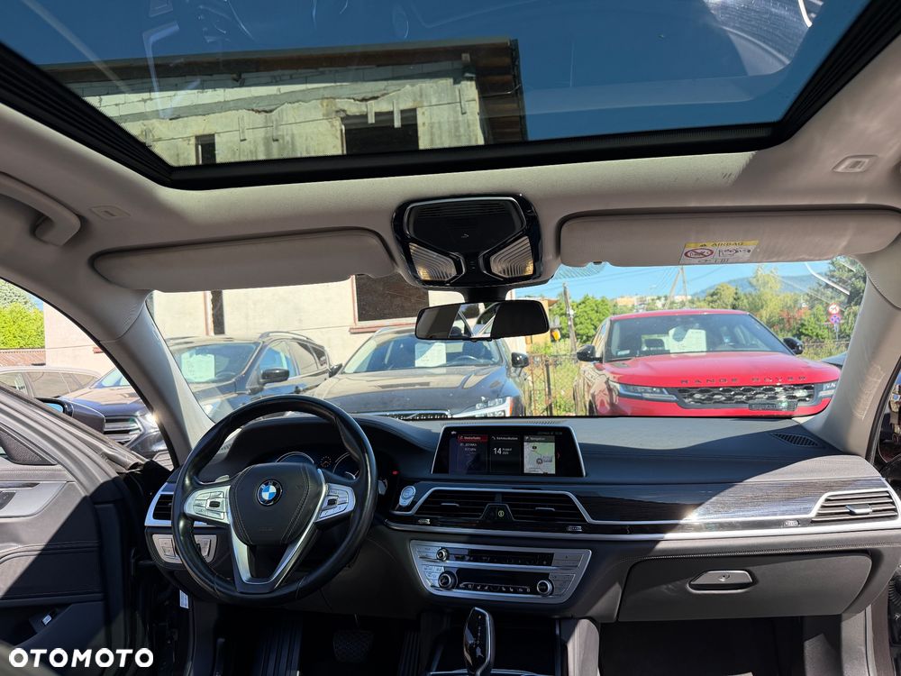 BMW Seria 7 740Ld xDrive - 25