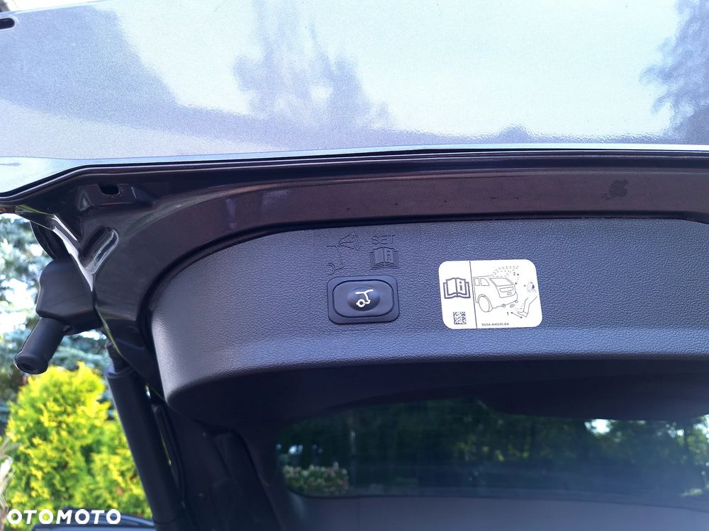 Ford Kuga 2.0 EcoBoost AWD ST-Line ASS - 29