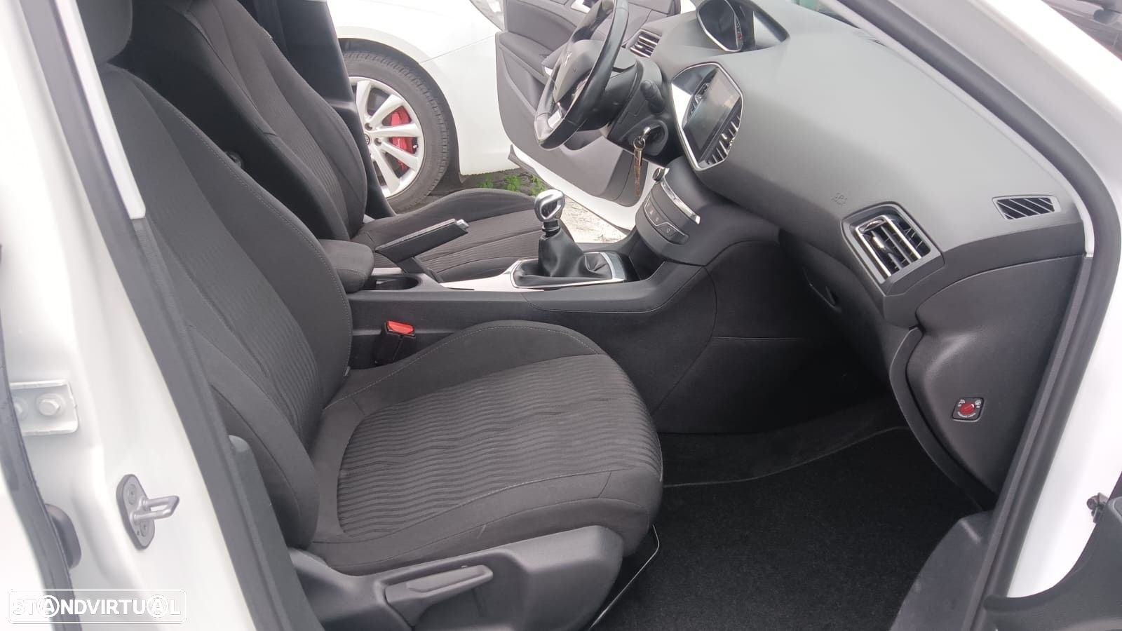 Peugeot 308 1.6 BlueHDi Active - 12