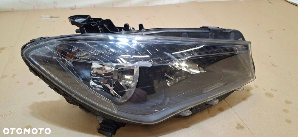 lampa prawa przód przednia mercedes cla w117 zwykła a1178200461 - 3
