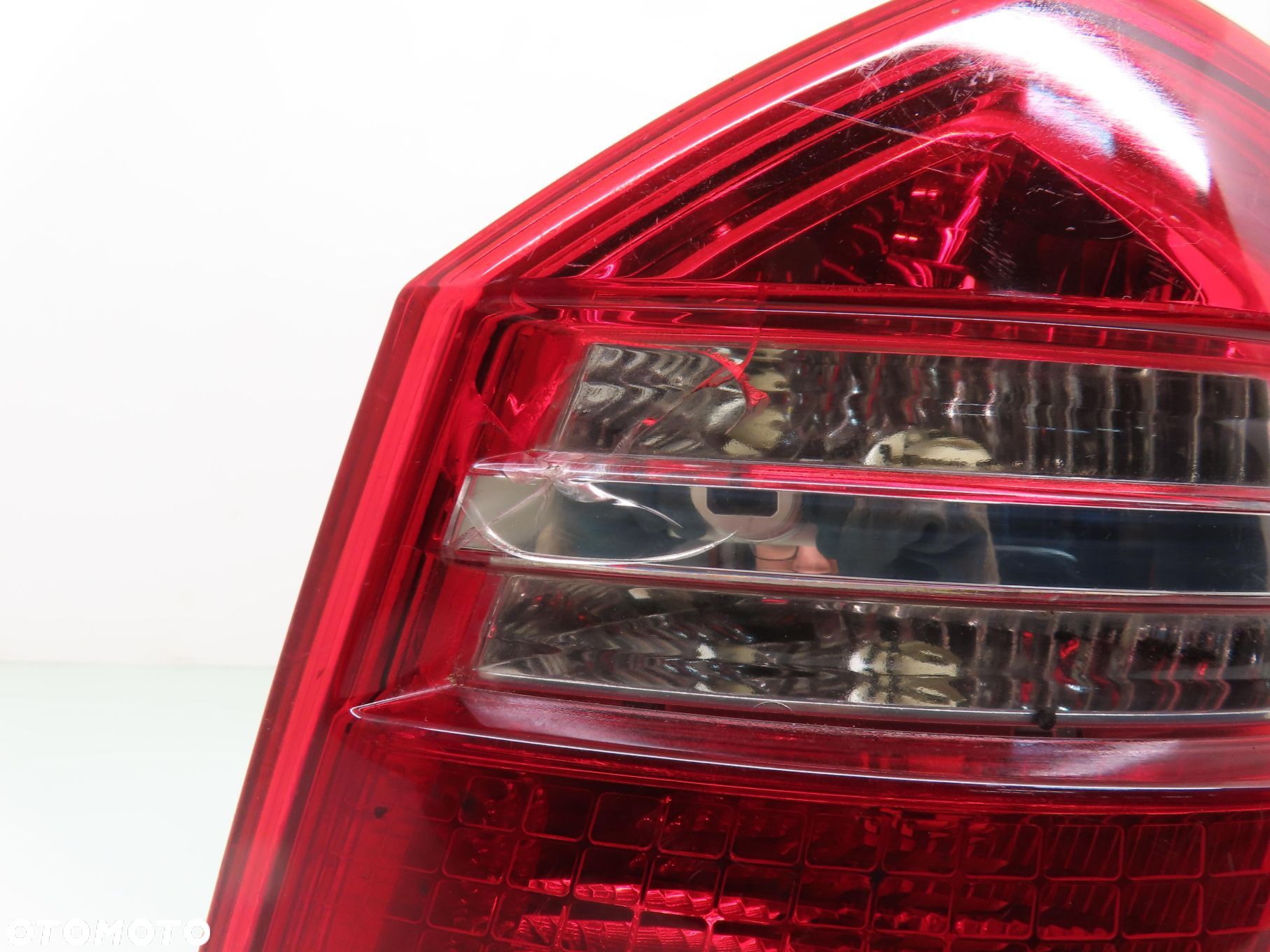 LAMPA PRAWA TYLNA MERCEDES X164 A1648200664 - 7