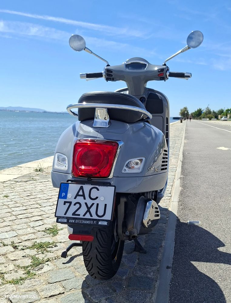 Vespa GTS Super SuperTech - 3