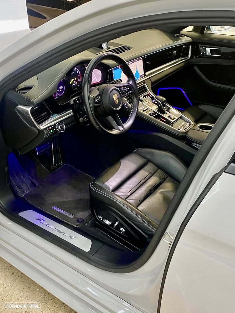 Porsche Panamera 4 E-Hybrid - 6