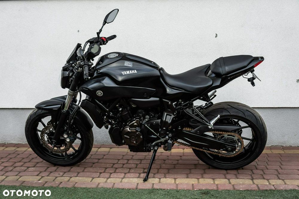 Yamaha MT - 6