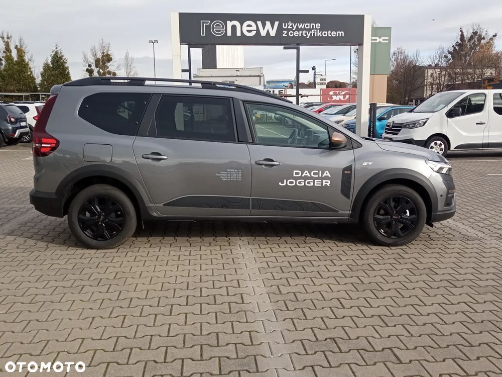 Dacia Jogger 1.6 Full Hybrid 140 Extreme MMT - 2