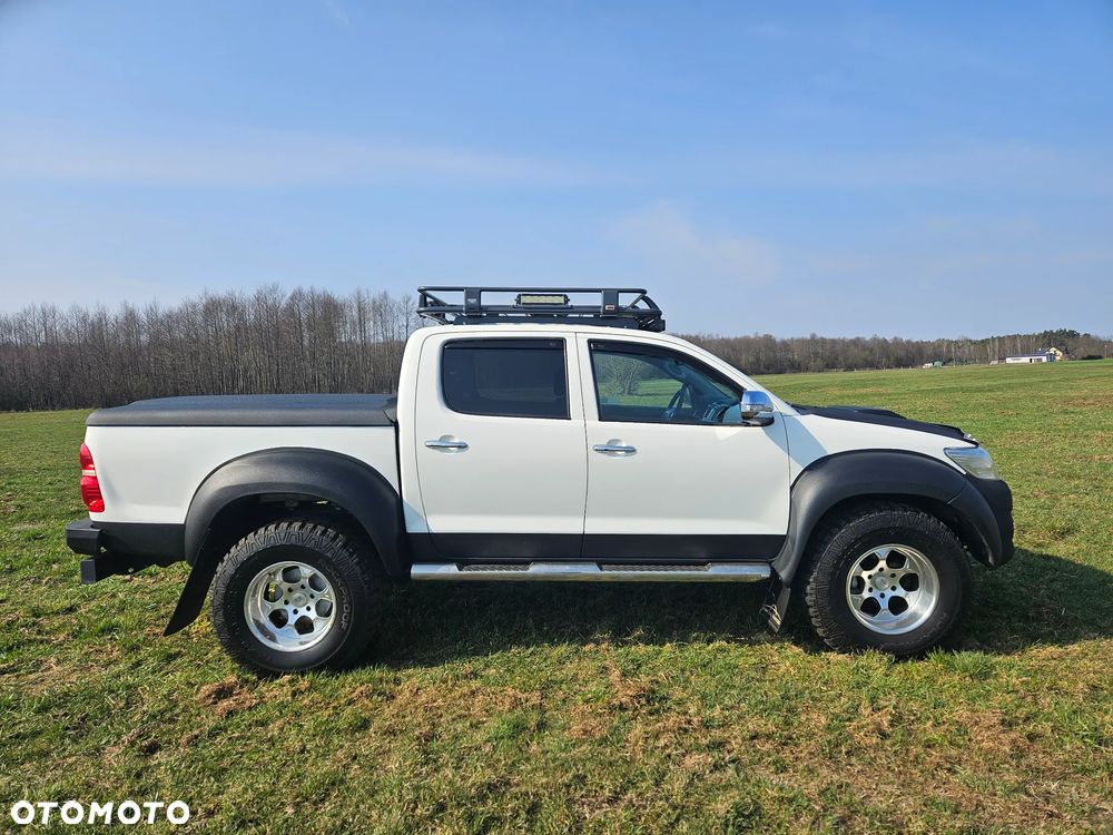 Toyota Hilux 3.0 D-4D Invincible - 5