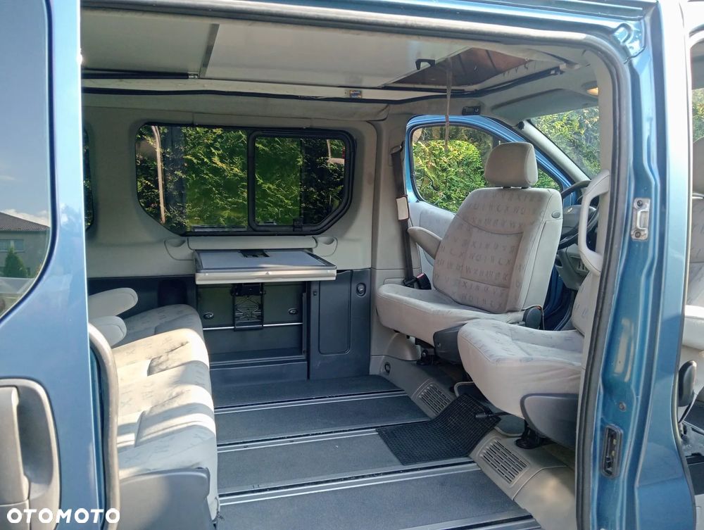 Renault Trafic - 11