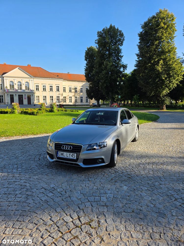 Audi A4 Limousine 2.0 TDI DPF Ambition - 2