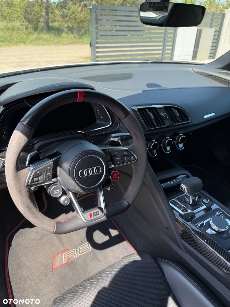 Audi R8 Spyder V10 Quattro Performance - 9