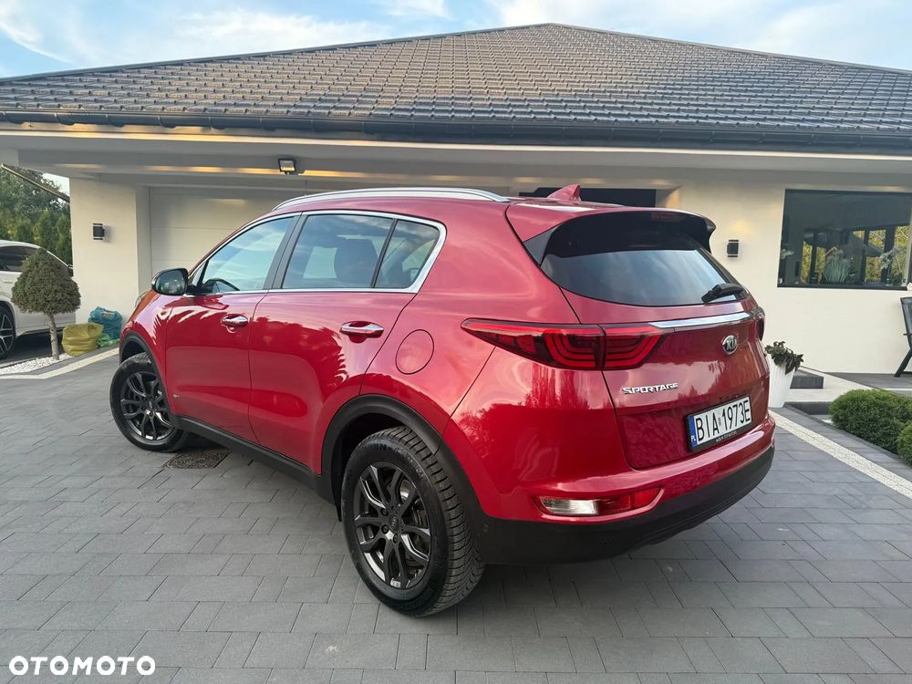 Kia Sportage 2,0 CRDI AWD Vision - 4