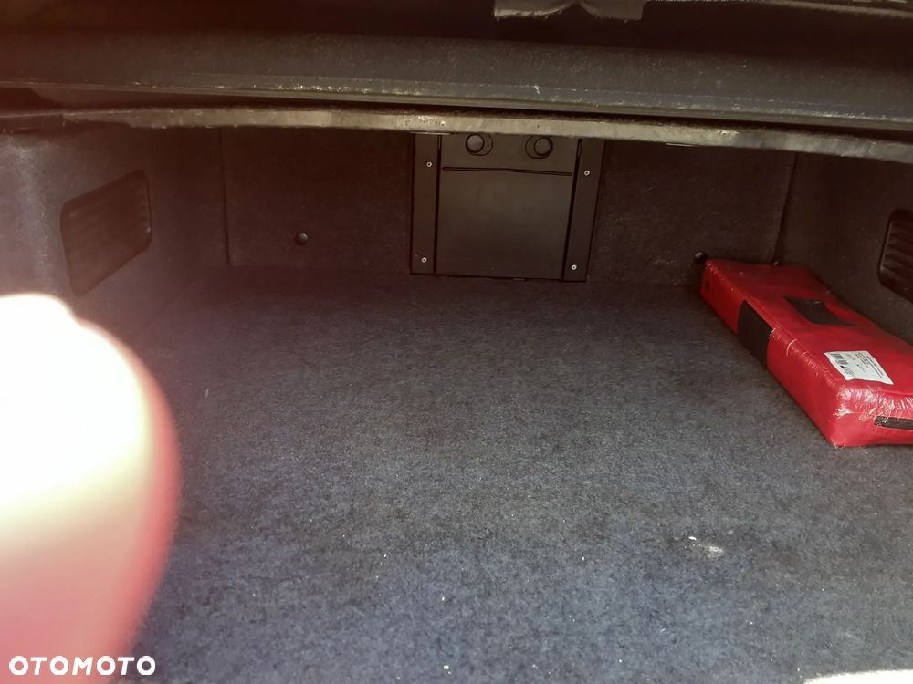 Audi A4 Cabrio 2.0 TDI DPF - 18