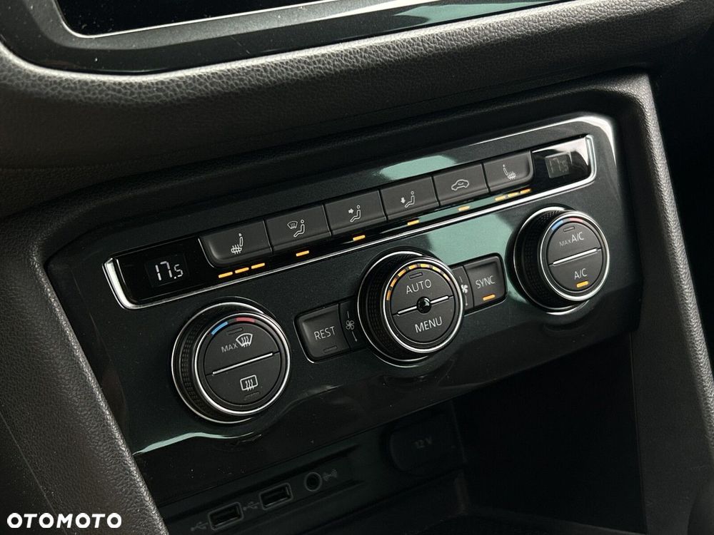 Volkswagen Tiguan 1.5 TSI EVO Comfortline - 27