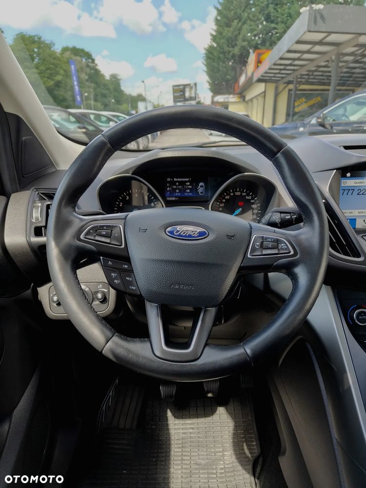 Ford Kuga - 16