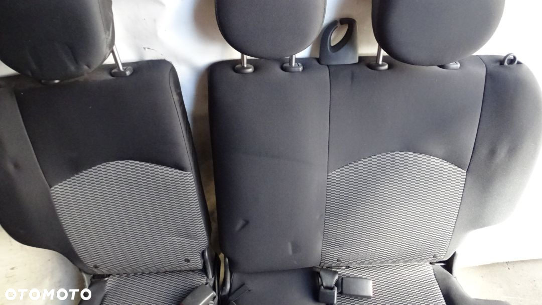 FOTELE KOMPLET NISSAN MICRA K13 - 3