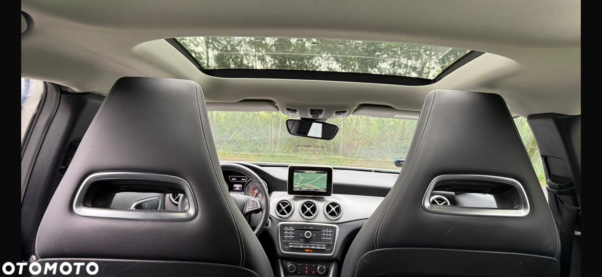 Mercedes-Benz GLA 200 7G-DCT Activity Edition - 34