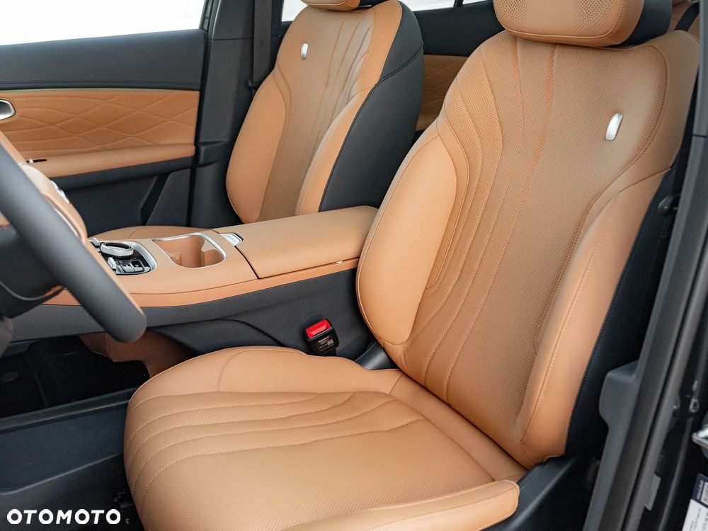 Geely Starray EM-i 1.5 PHEV Max - 14