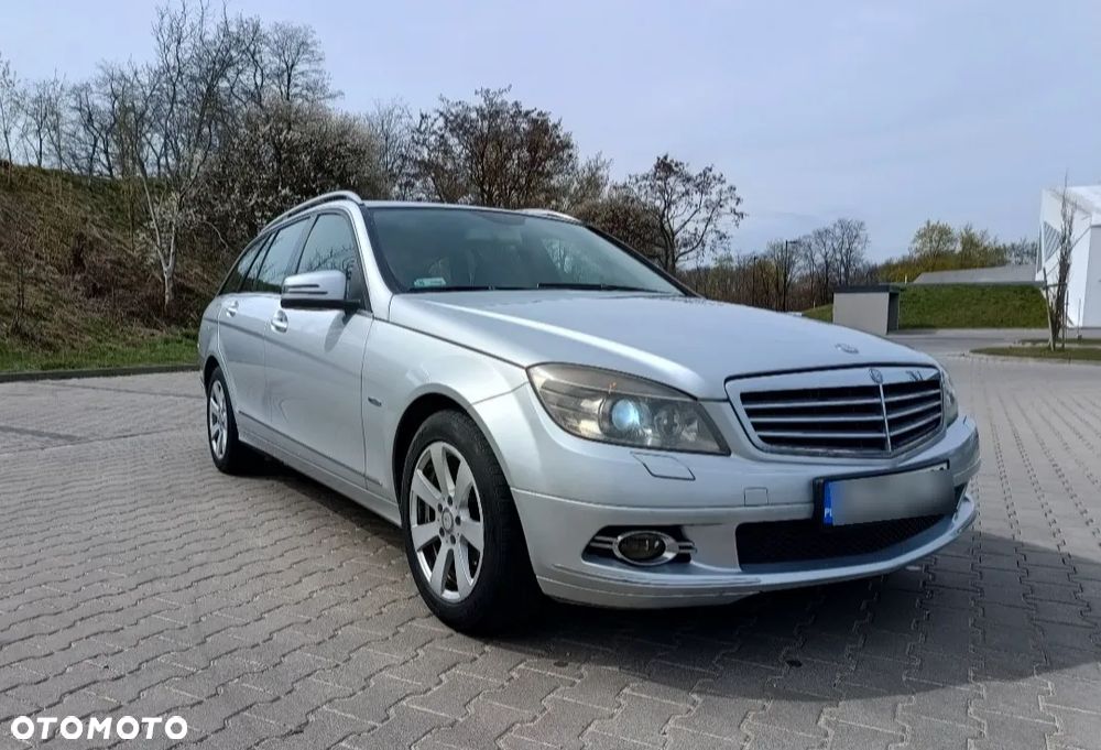 Mercedes-Benz Klasa C 180 K BlueEff Elegance - 1