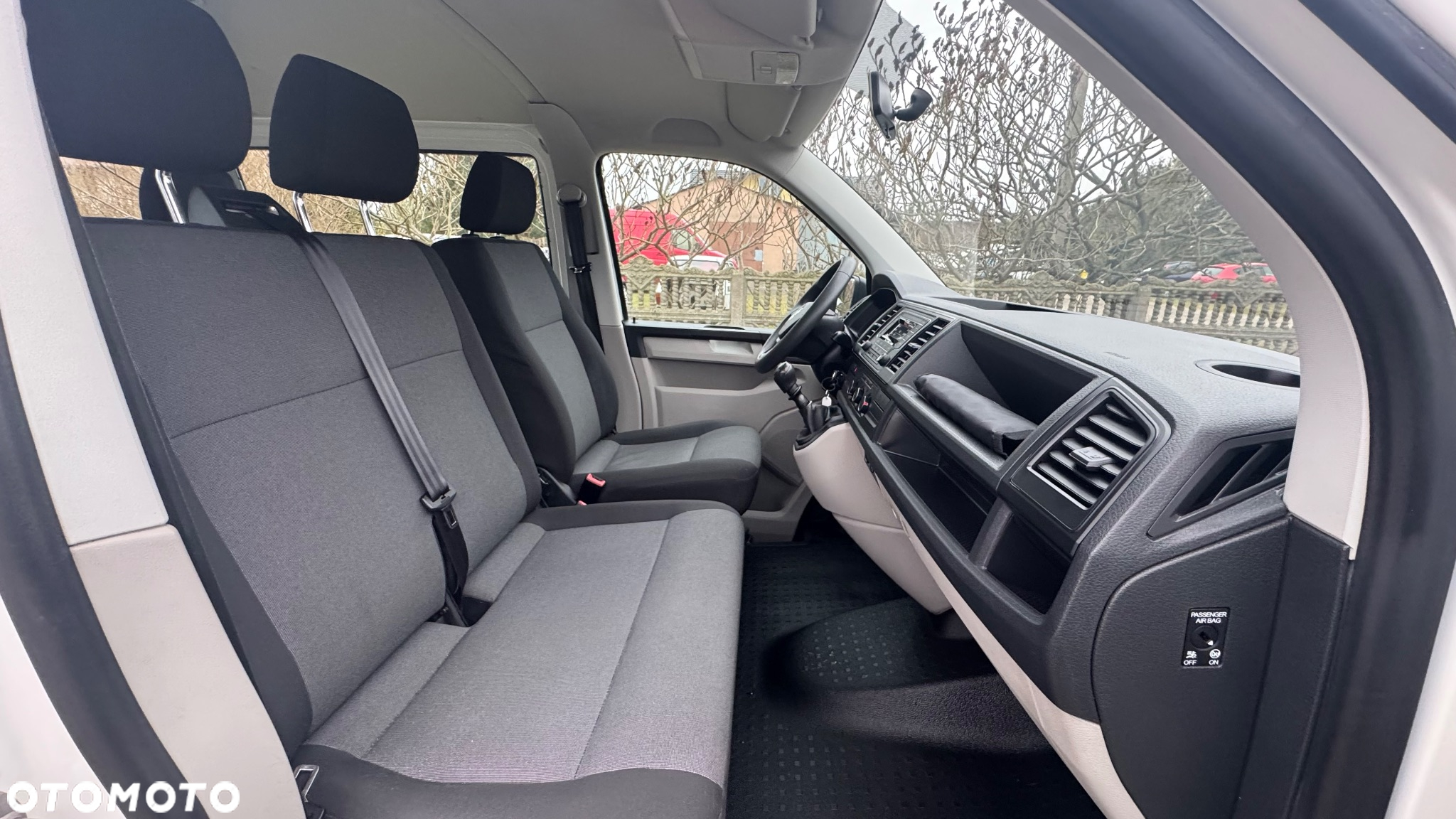 Volkswagen Transporter Caravelle BMT Edition - 19