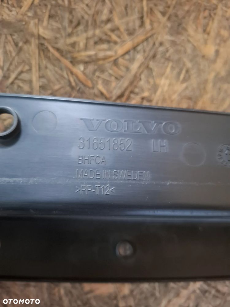 Volvo XC40 listwa osłona błotnika lewa prawa 31651852  32131858 - 4