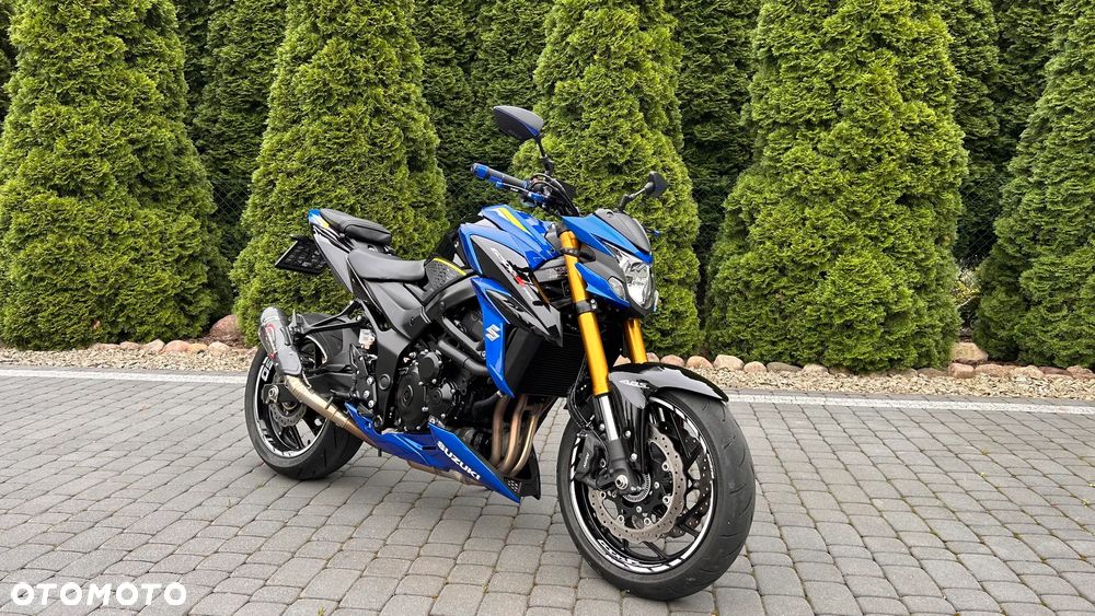 Suzuki GSX - 1