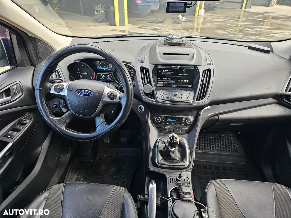 Ford Kuga 2.0 TDCi 4WD Titanium - 6