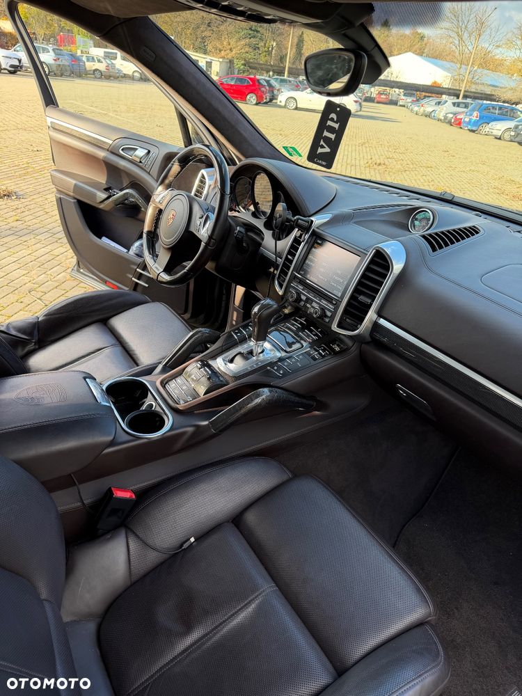 Porsche Cayenne - 11