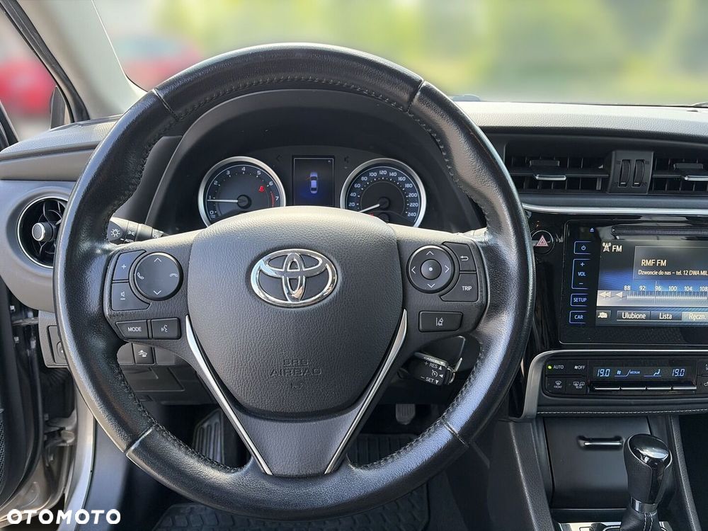 Toyota Corolla 1.6 Premium MS EU6 - 18