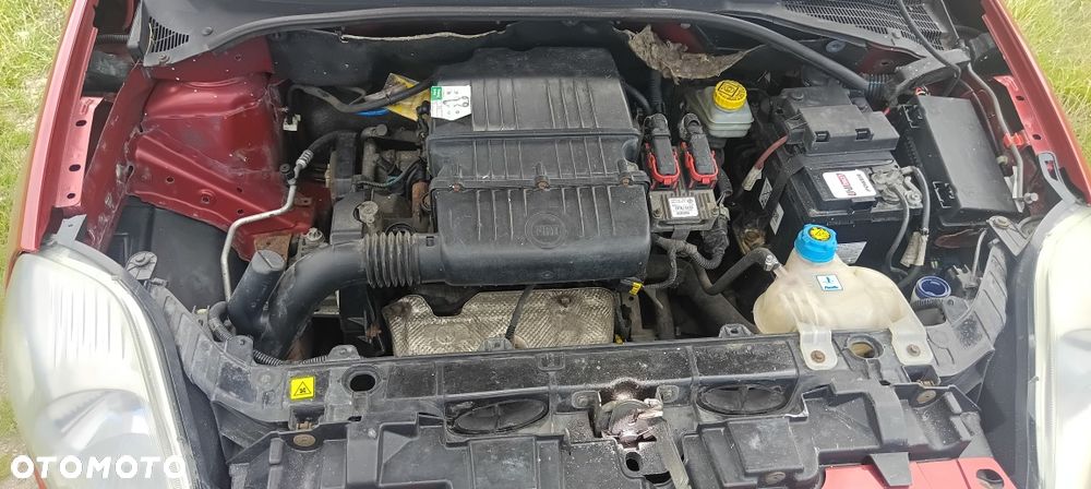 Fiat Grande Punto - 8