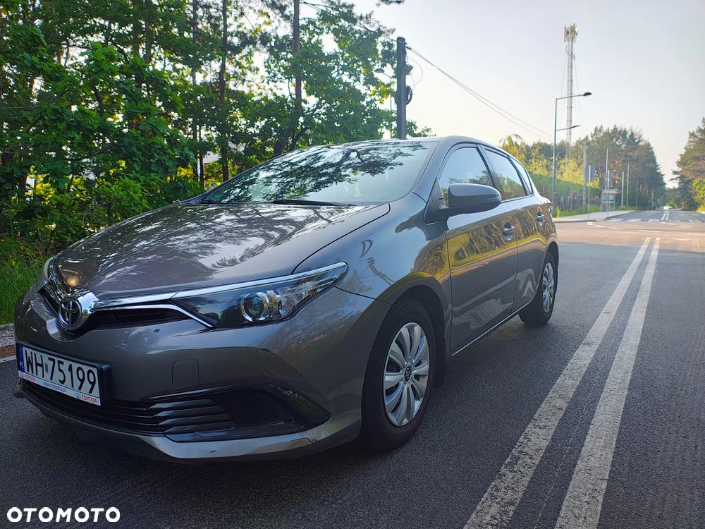 Toyota Auris