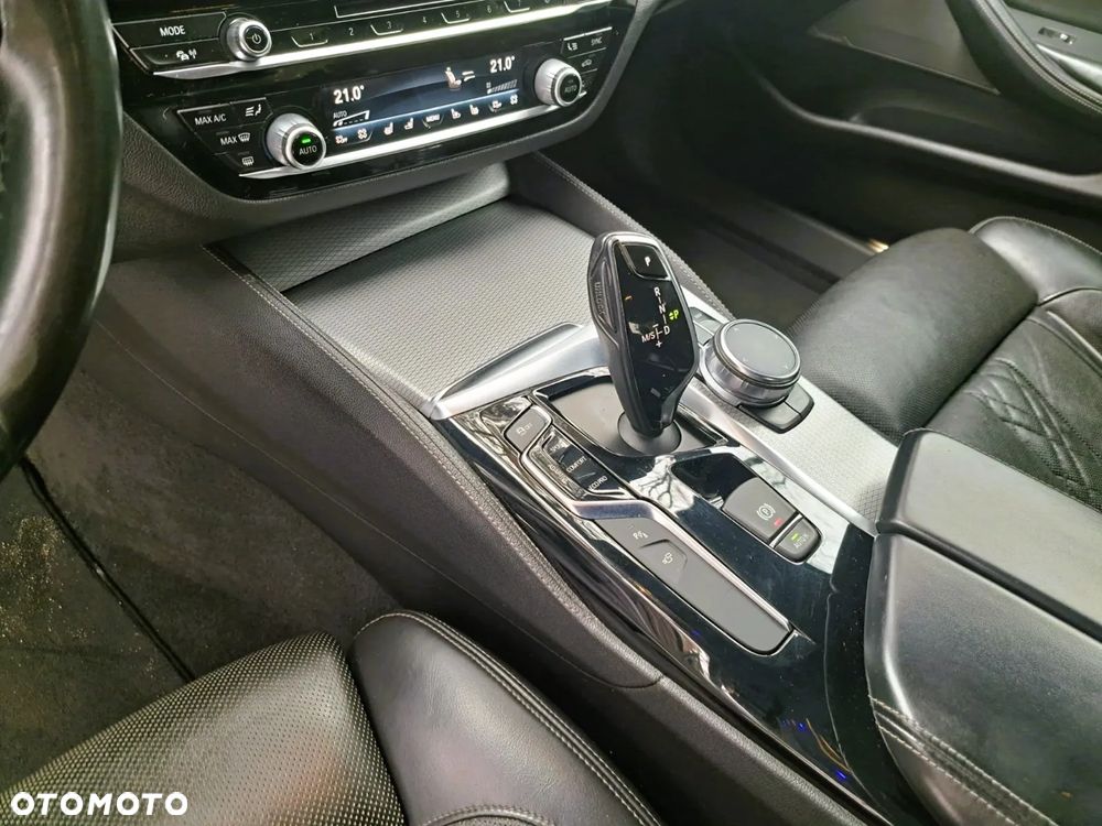 BMW Seria 5 540d xDrive - 3