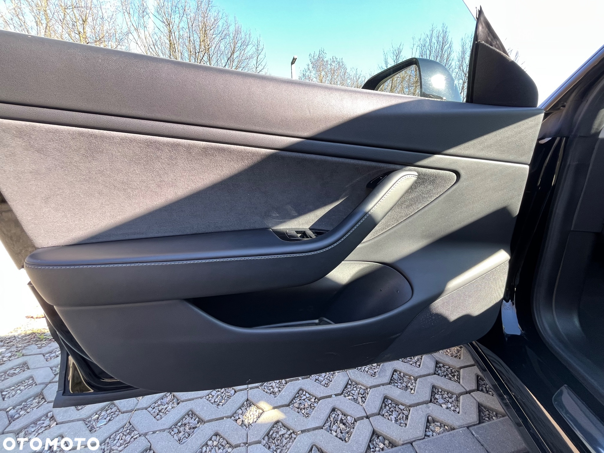 Tesla Model 3 Standard Reichweite Plus Hinterradantrieb - 16