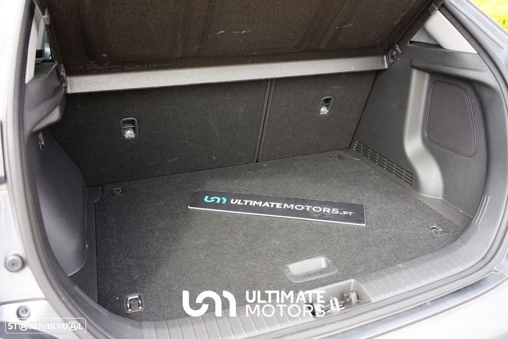 Hyundai Kauai 39 kWh Executive - 17