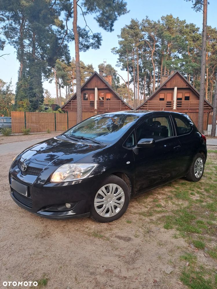 Toyota Auris 2.0 D-4D - 2