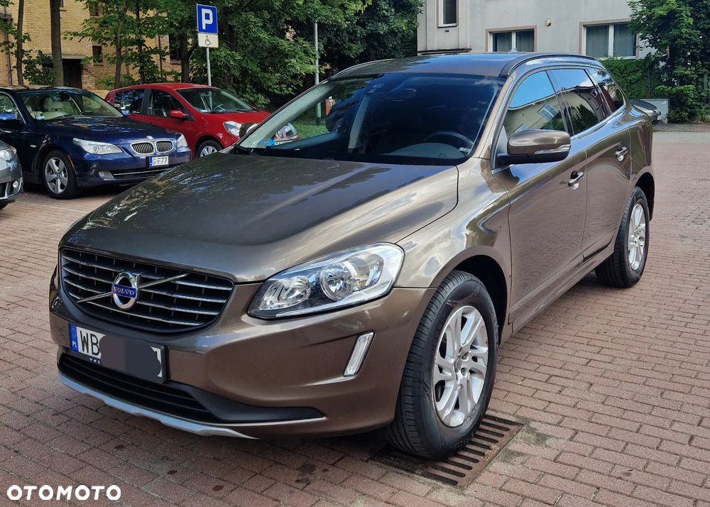 Volvo XC 60 D4 Momentum - 1