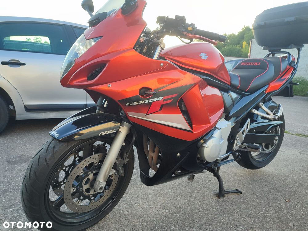 Suzuki GSX-F - Katana - 13