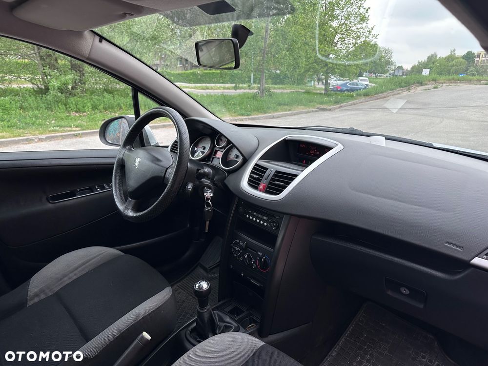 Peugeot 207 90 Sport - 17