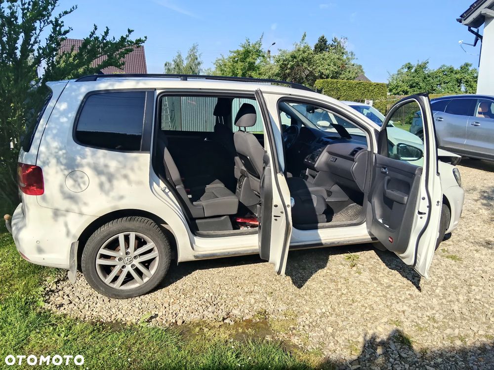 Volkswagen Touran 1.4 TSI Cross DSG - 1
