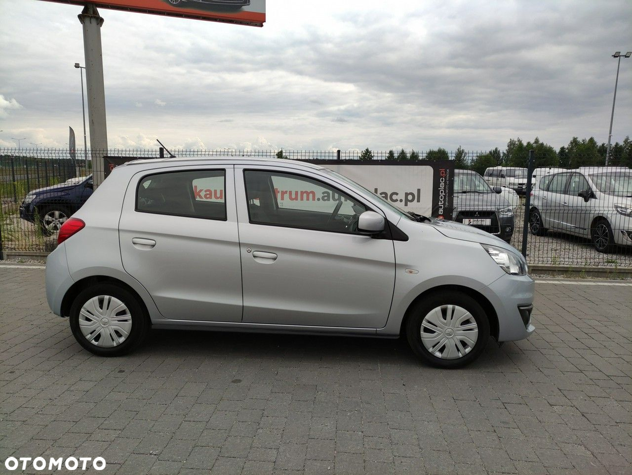 Mitsubishi Space Star - 7
