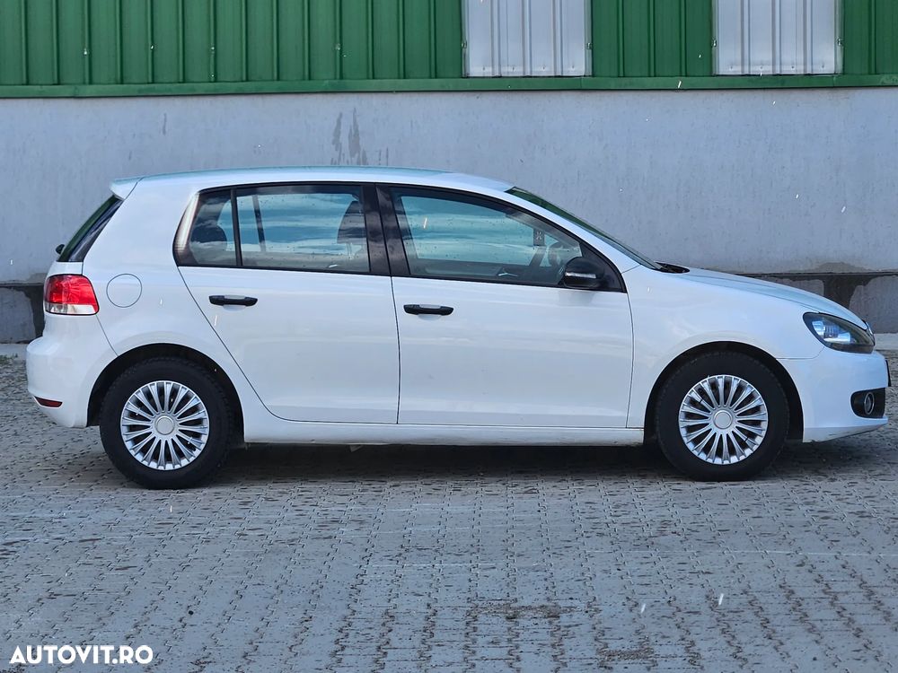 Volkswagen Golf 1.6 TDI BlueMotion Technology DPF Comfortline - 5