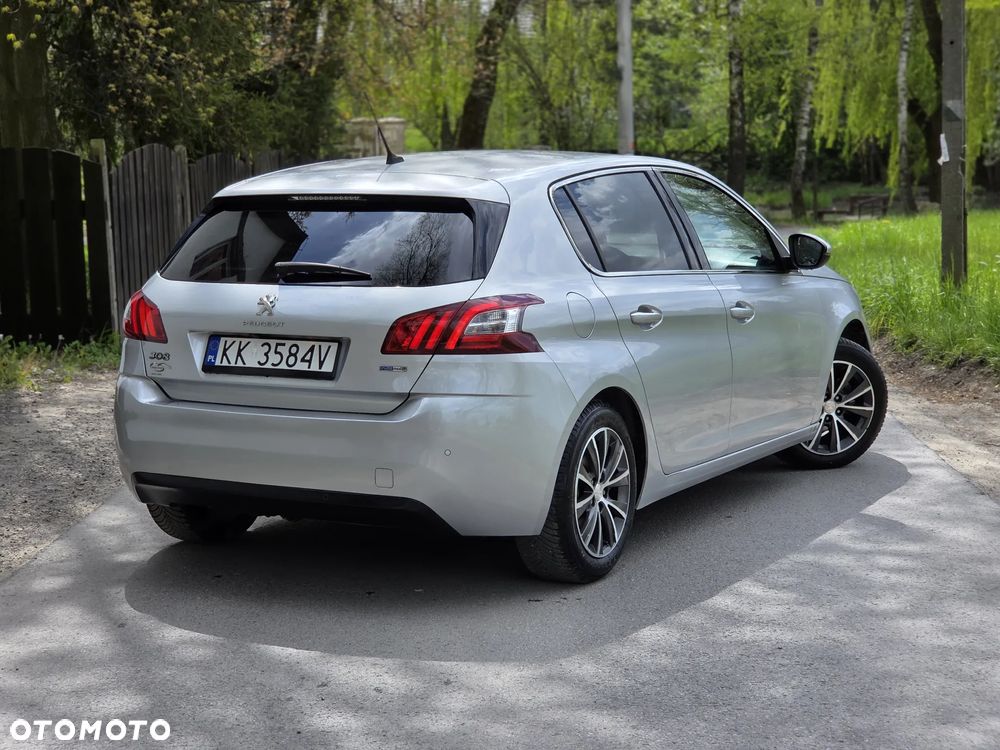 Peugeot 308 1.2 PureTech GPF Allure S&S - 3