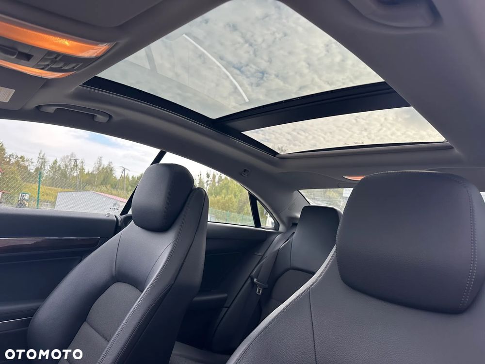 Mercedes-Benz Klasa E 250 CGI BlueEffICIENCY - 13