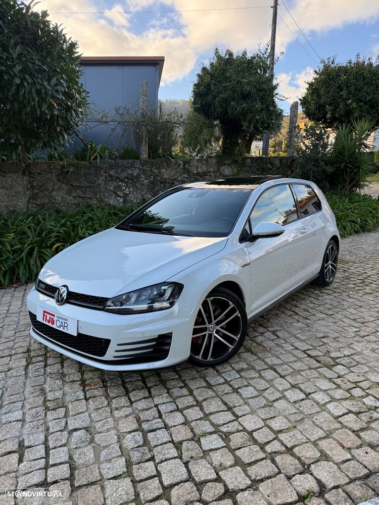 VW Golf 2.0 TDi GTD - 1