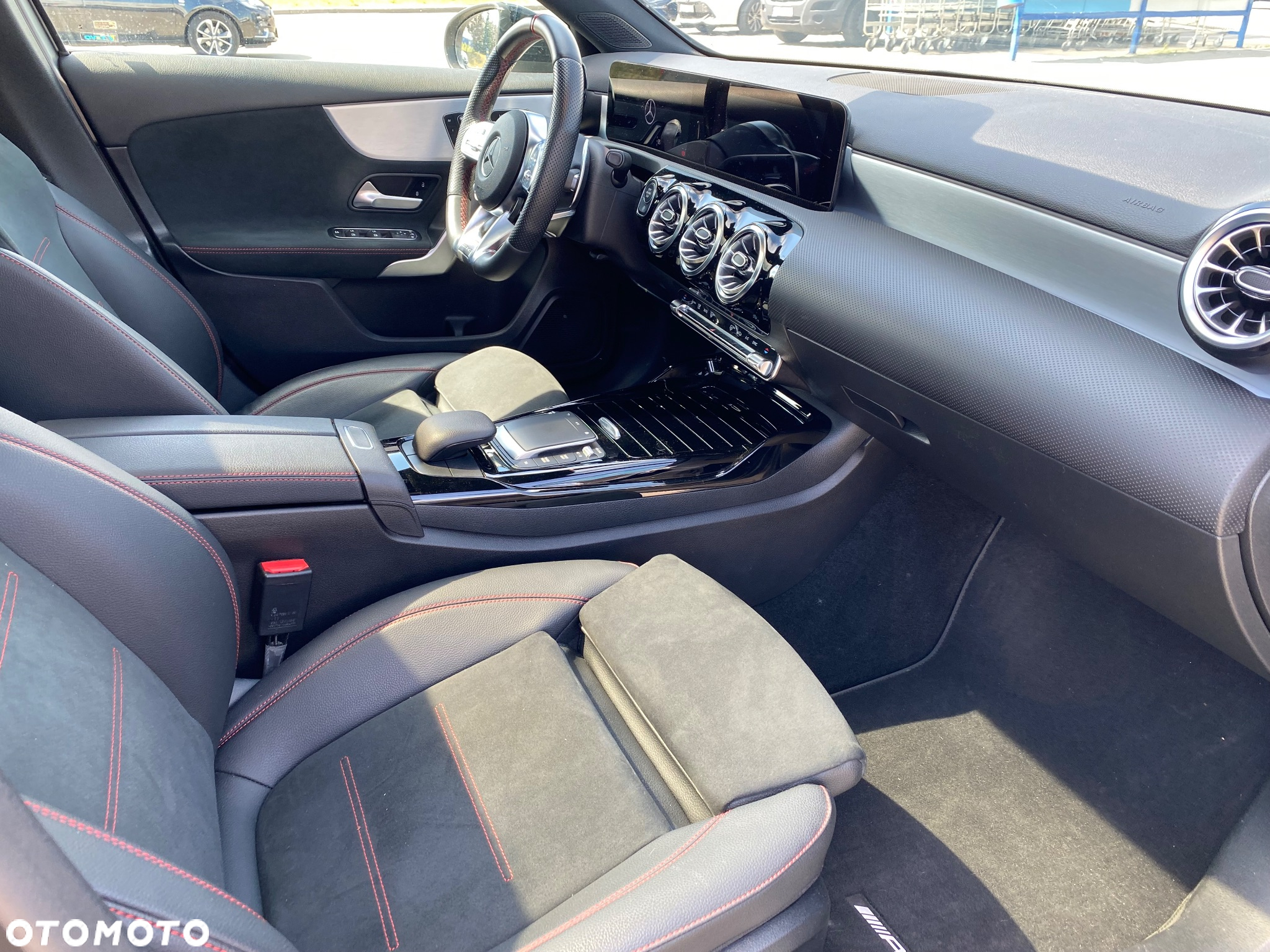 Mercedes-Benz Klasa A 35 AMG 4-Matic 7G-DCT - 11