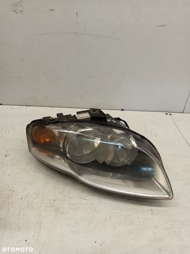 + LAMPA PRZOD PRZEDNIA PRAWA AUDI A4 B7 - 1