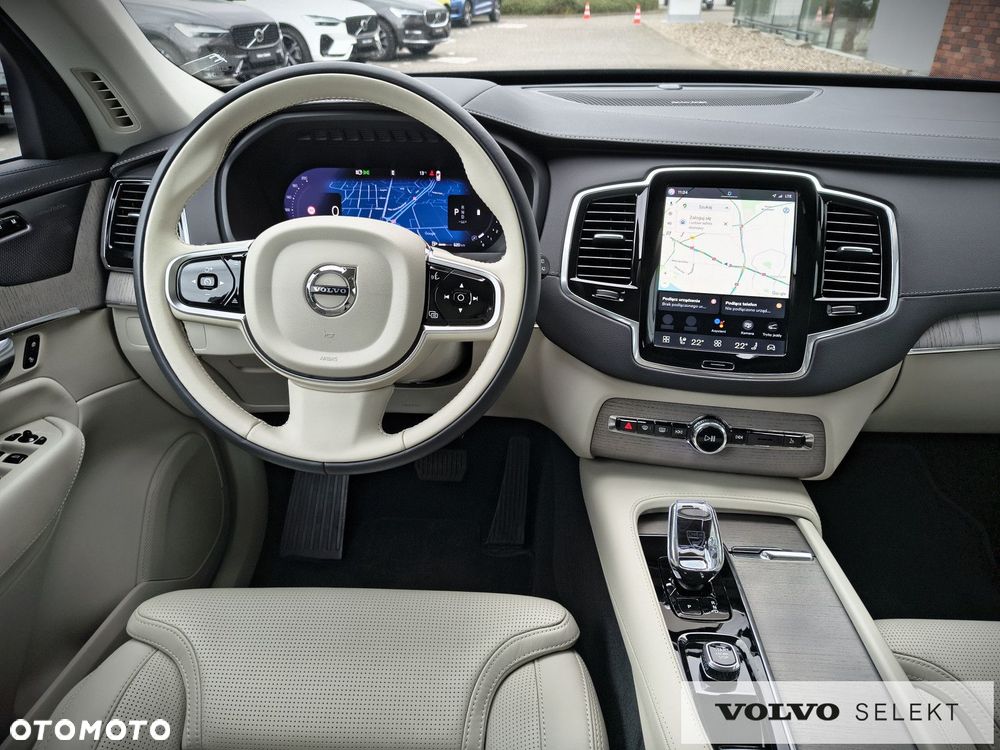 Volvo XC 90 - 24
