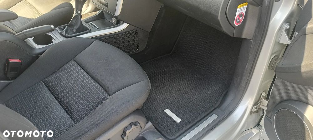 Mercedes-Benz Klasa B 180 CDI DPF - 15