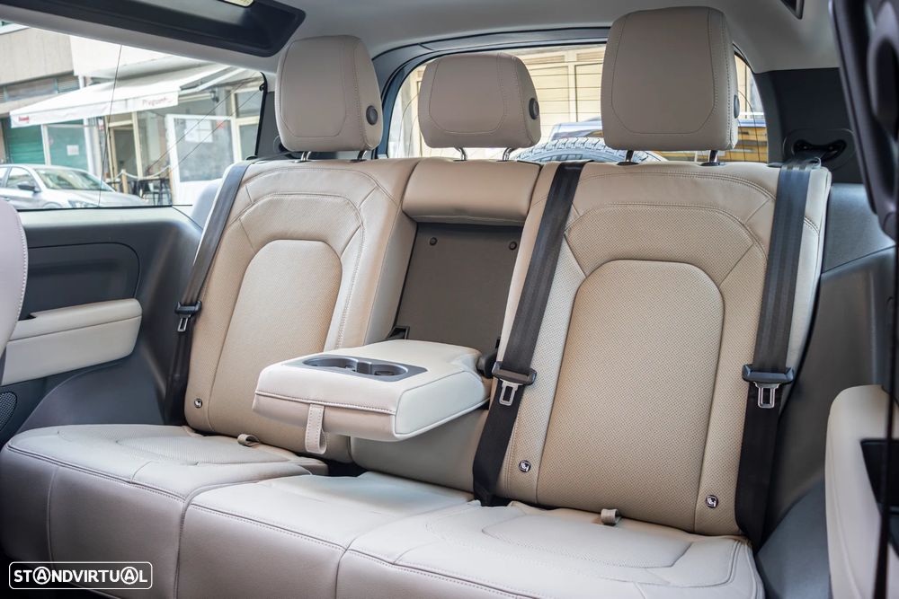 Land Rover Defender 3.0 I6 90 AWD SE - 40