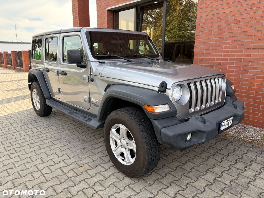 Jeep Wrangler - 2