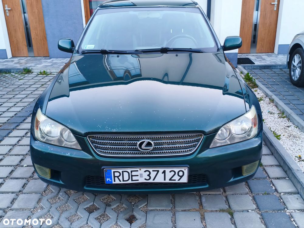 Lexus IS 200 Elegance - 2
