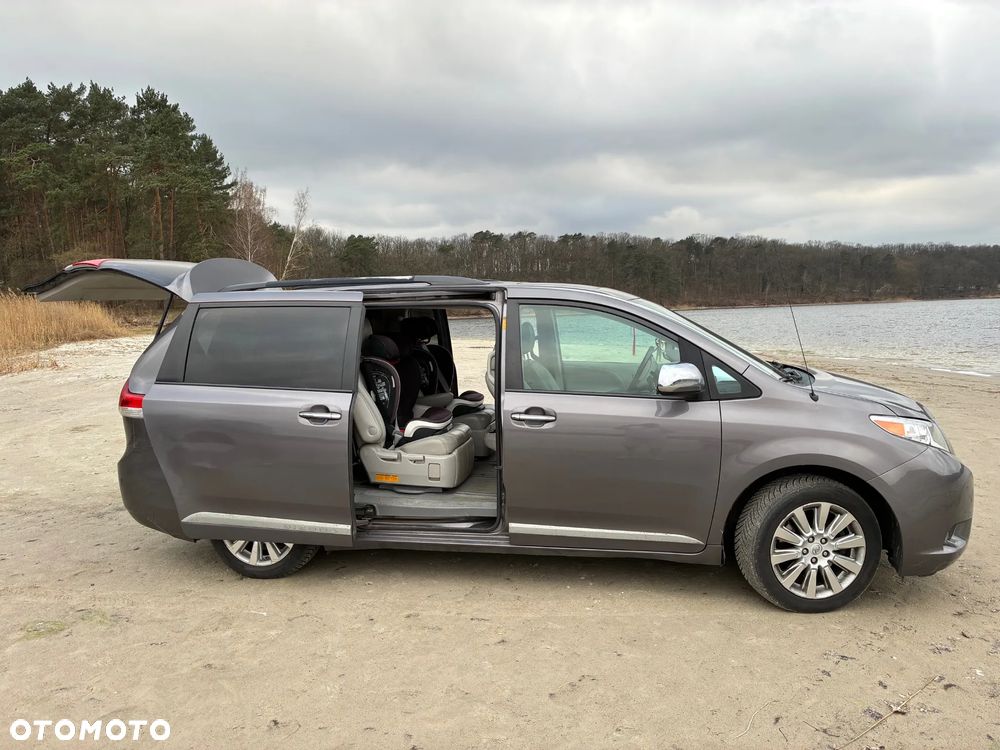 Toyota Sienna 3.5 V6 Limited AWD - 11